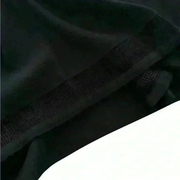 L'AGENCE PLEATED CREPE SHORTS US size 10 - Picture 6 of 12